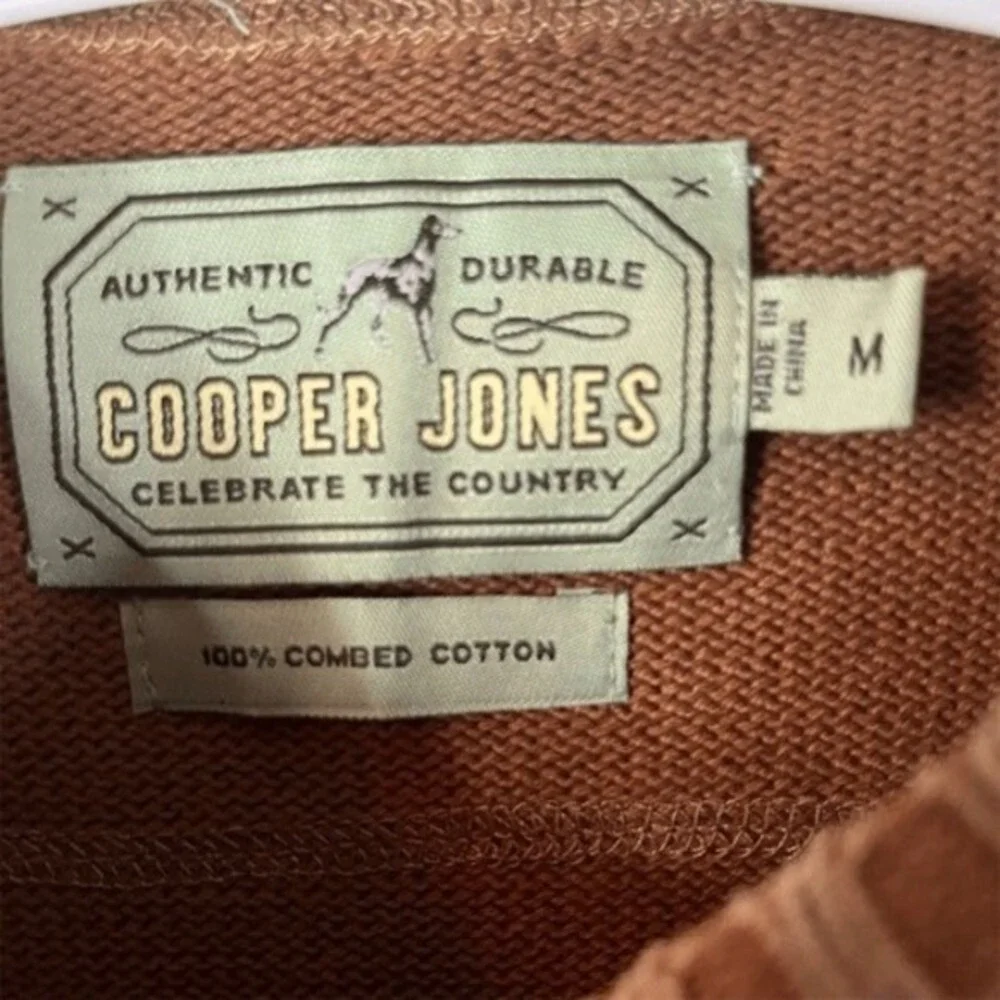 Cooper‎ Jones Men's Beige Knit Pullover Sweater Size Medium Crew Neck Outdoor